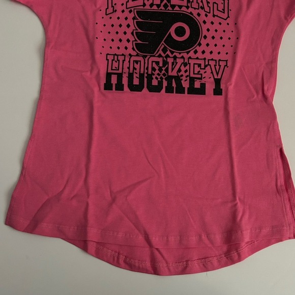 Philadelphia Flyers Girls Pink Falling Ice Short Sleeve T-Shirt - M (10-12) - Picture 2 of 5